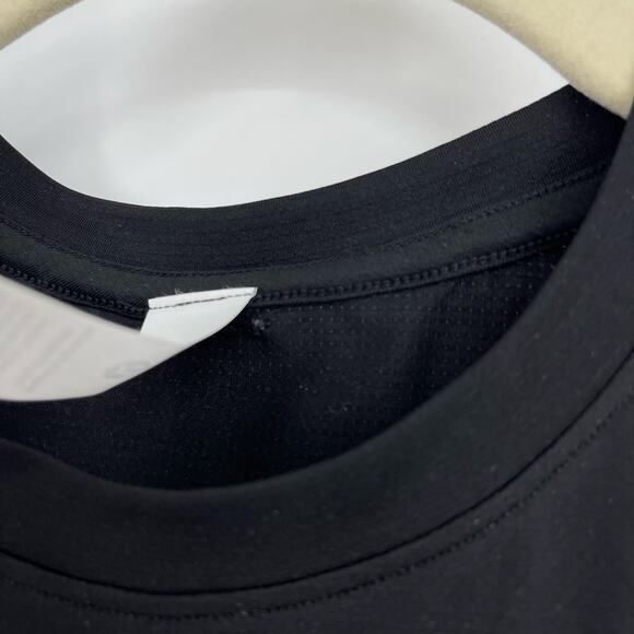 Lululemon Ultralight Waist Length Tank Top Black Size 6 - Picture 4 of 8